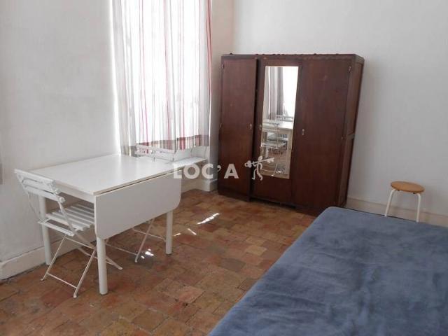 Location Studio 25 m² à Lyon 4 475 ¤ CC /mois