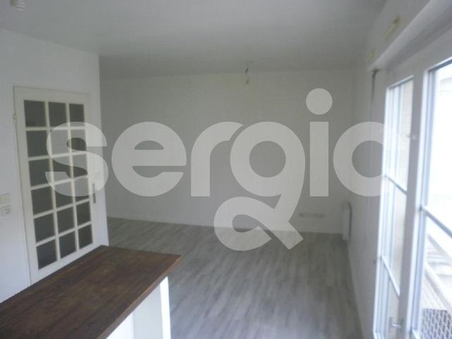 location studio 25 m² reims 51100