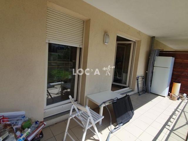 Location Studio 27 m² à Dijon 522 ¤ CC /mois