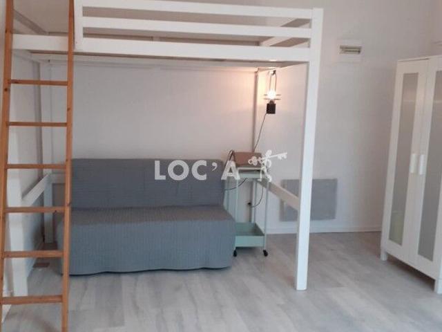 Location Studio 28 m² à Villeurbanne 544 ¤ CC /mois