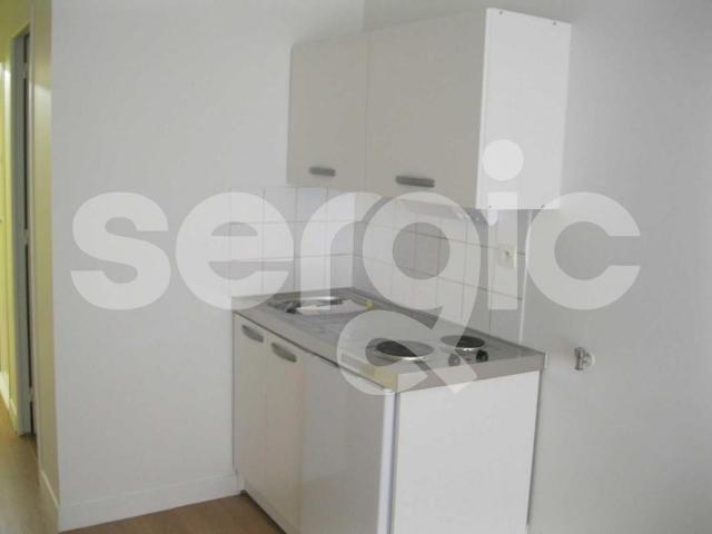 location studio 28 m² compiegne 60200