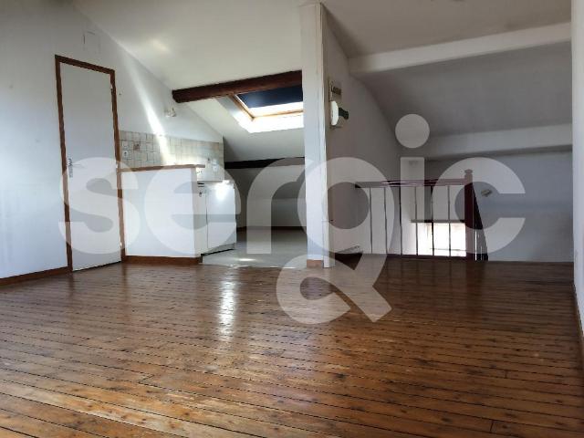 location studio 29 m² reims 51100