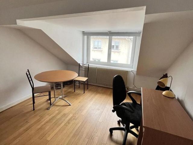 Location Studio 30 m² à Épinal 315 ¤ CC /mois