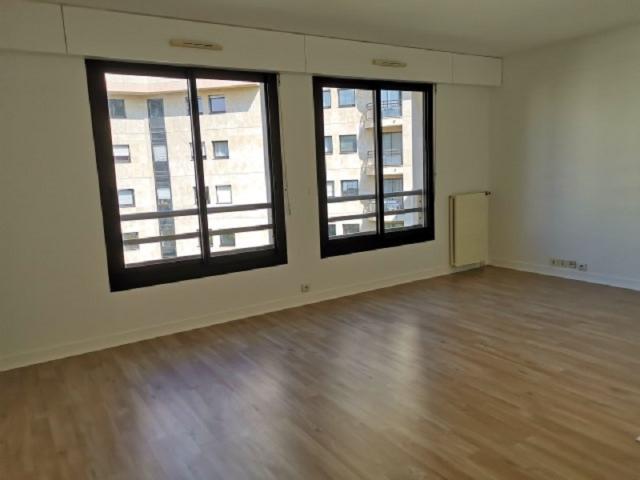 location studio 30 m² levallois perret 92300