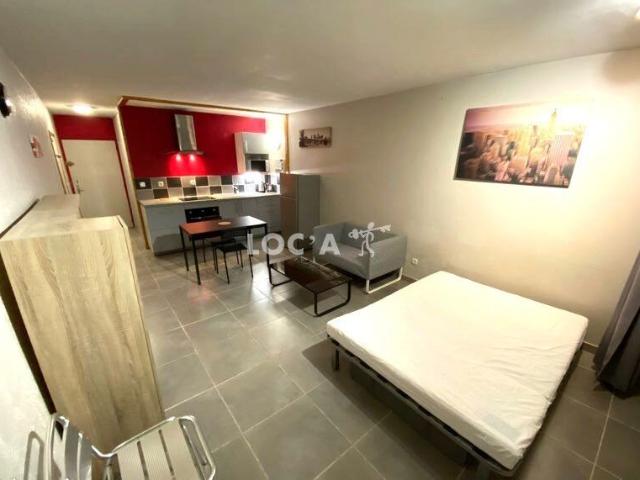 Location Studio 31 m² à Dardilly 720 ¤ CC /mois