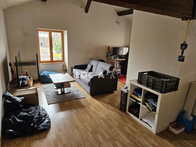Location Studio 34 m² à Nuits Saint Georges 390 ¤ CC /mois