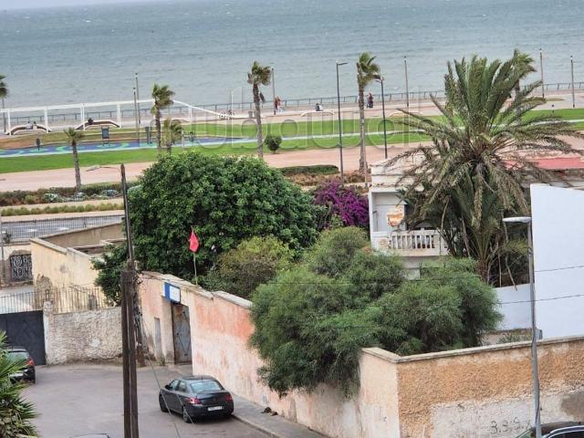 Location Studio a côté de la mosquée Hassan 2