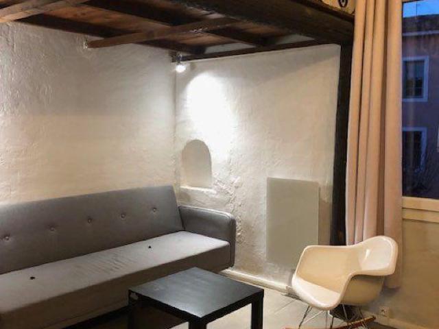 Location studio Aix centre ville