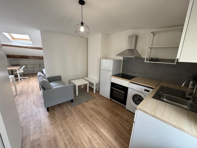 Location studio Béziers 1 pièce 24.04m² 470€ | Laborie Immobilier