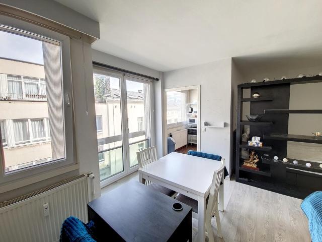 Location studio Bruxelles 1000, 50.00m² avec 1 pièce s. Link Immo