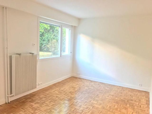 Location studio gare de clamart