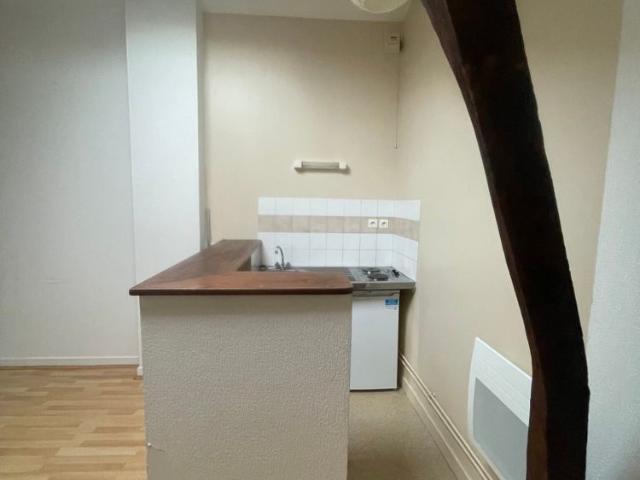 Location Studio de 19 m² Centre Ville – Limoges – Begip