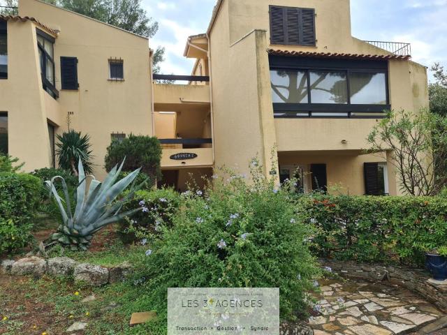 Location STUDIO MEUBLE CAVALAIRE SUR MER | Les 3 Agences