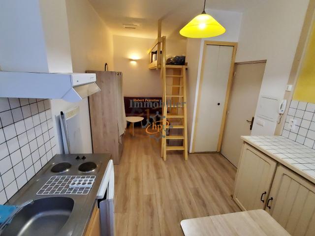 Location studio meublé, centre ville