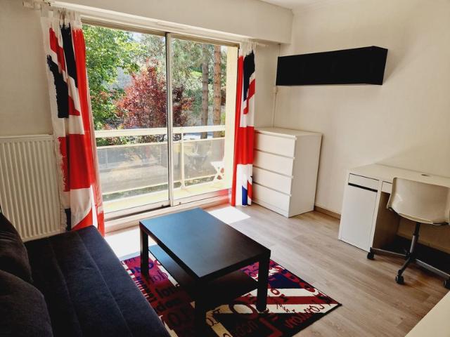 LOCATION STUDIO MEUBLE COMPIEGNE PROCHE CENTRE VILLE