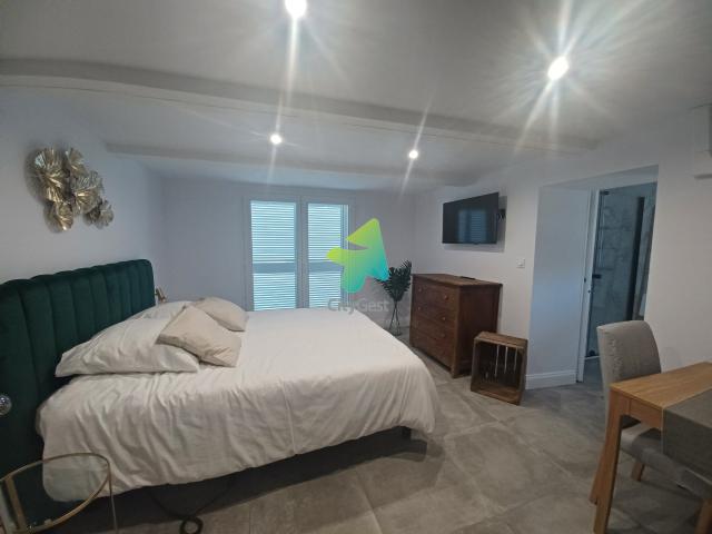 Location STUDIO MEUBLE DE STANDING
