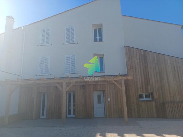 Location STUDIO MEUBLE DE STANDING