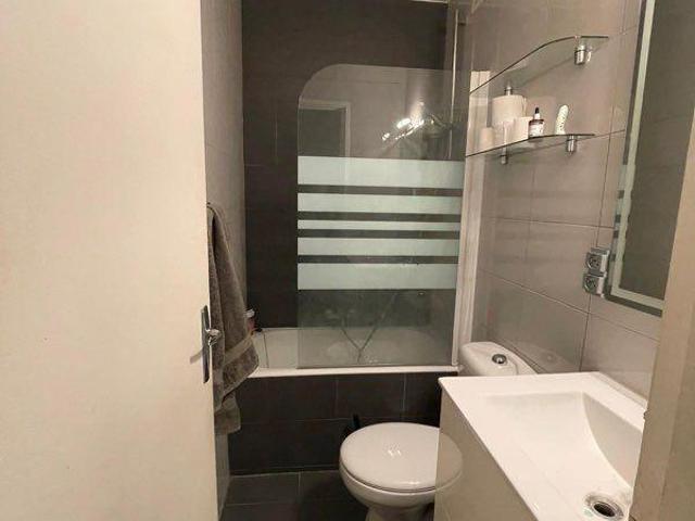 Location studio meublé Paris 75007