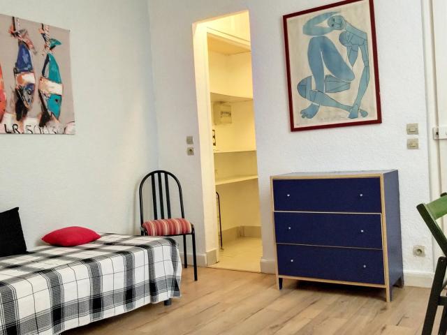 LOCATION STUDIO MEUBLÉ • PERPIGNAN Palmarole Immobilier
