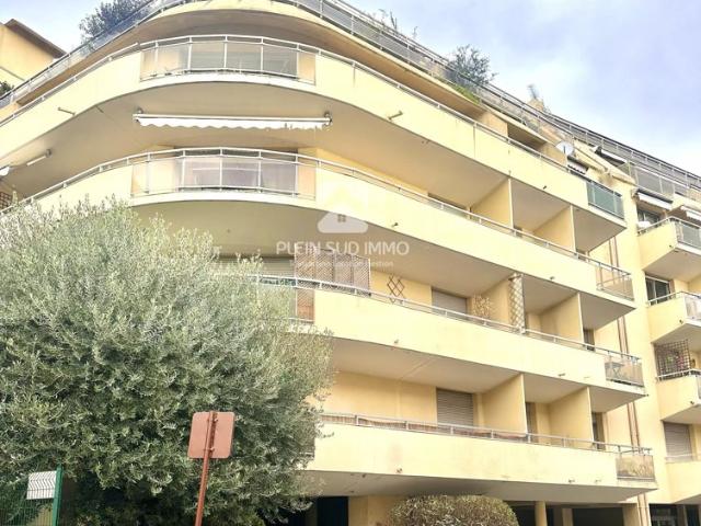 LOCATION Studio meublé proche Campus GRASSE