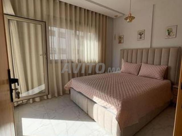 Location studio meublé roches noirs grand balcon