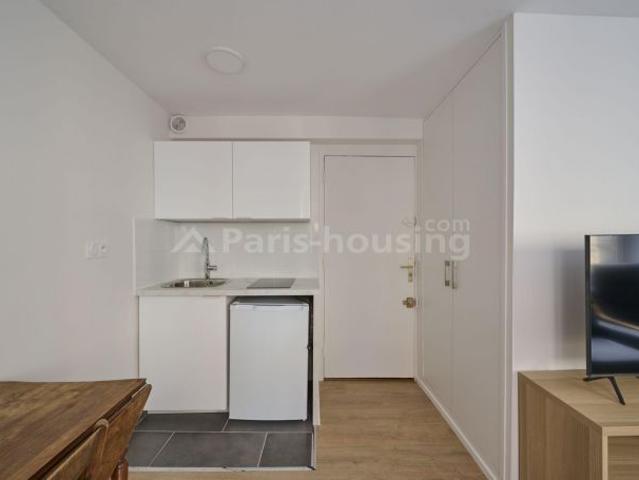 Location studio meublé 1 pièce, 14.86 m2, Paris 16ème