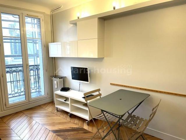 Location studio meublé 1 pièce, 18 m2, Paris 9ème
