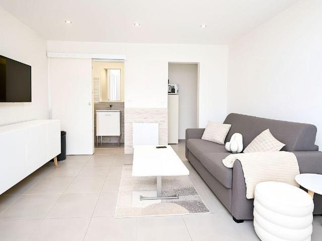 Location Studio Meublé – 23,48 m²