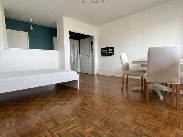 Location STUDIO meublé