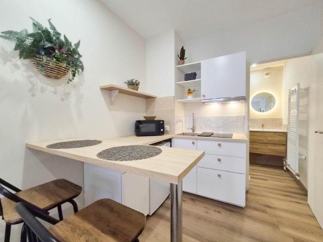 Location / Studio meublé