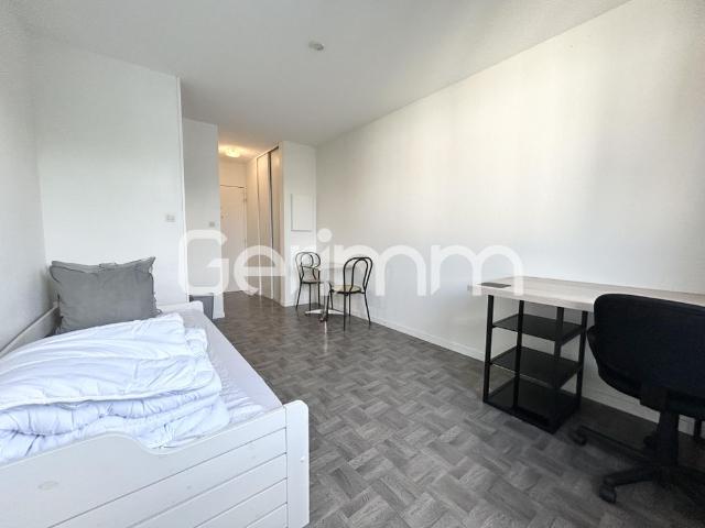 LOCATION STUDIO MEUBLE 7 Rue Adrien Ricard Grenoble
