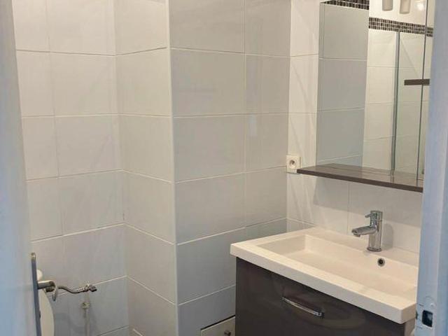 Location studio meubles