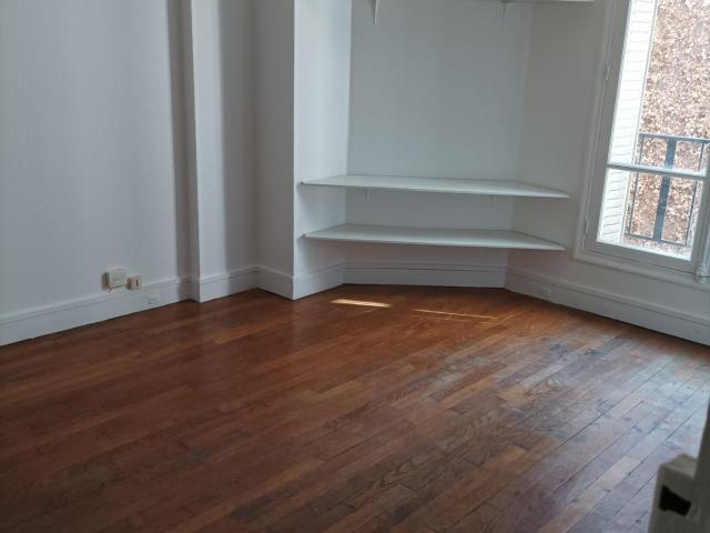 Location studio Paris 1 pièce 25m² 820€ | Auburtin Immobilier