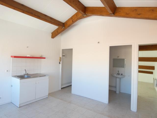 Location studio plein centre ville