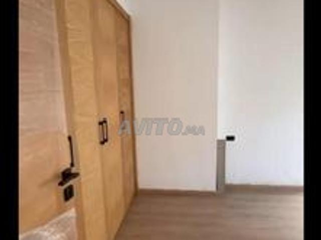 Location studio vide neuf