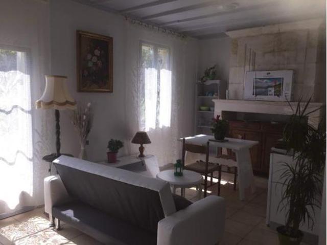 locations appartement studio lagorce directe location de propriétaires à locataires bordeaux gironde et lyon rhône