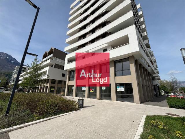 Locaux commerciaux & d'activité à vendre Le Pont de Claix