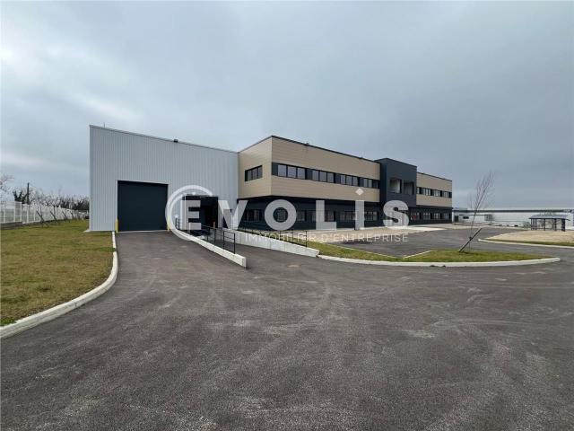 Locaux d'activité à louer Colombier Saugnieu Proche A432 et A43