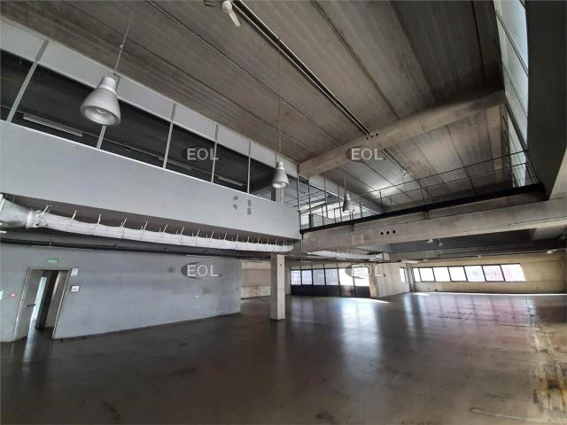 Locaux d'activité à louer Ivry sur Seine Proximité Paris et transports