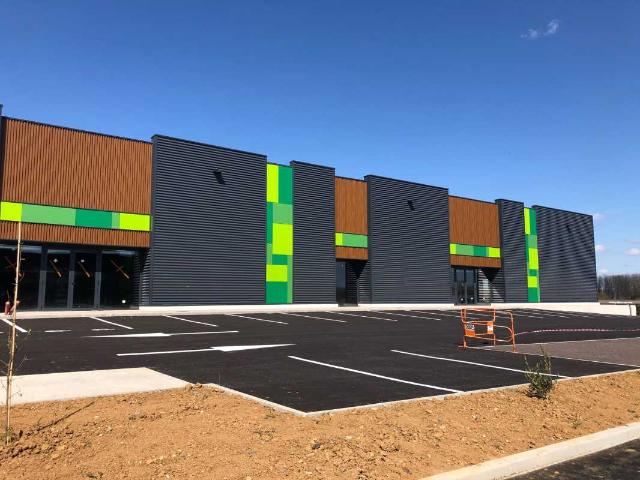 Locaux d'activité à vendre Anse Proche A6 et gare