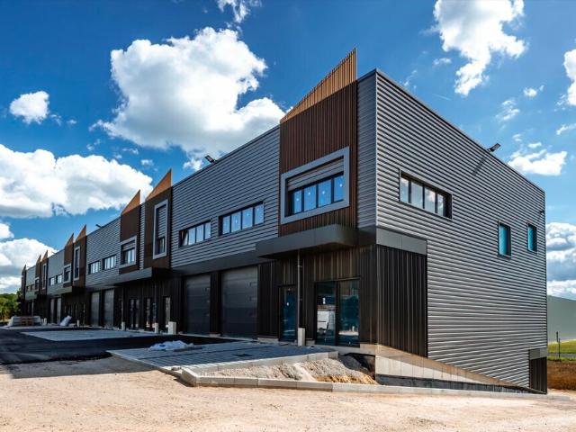 Locaux d'activité à vendre Courtry Divisible dès 181 m²