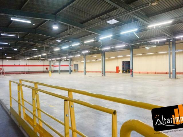 Locaux d'activité à vendre Lucé Proche rocade Sud Ouest Chartres