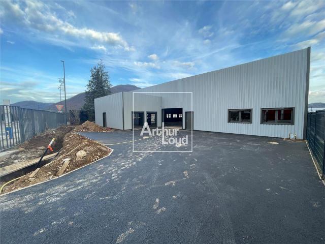 Locaux d'activité à vendre Saint Étienne de Crossey Proche Centr'Alp