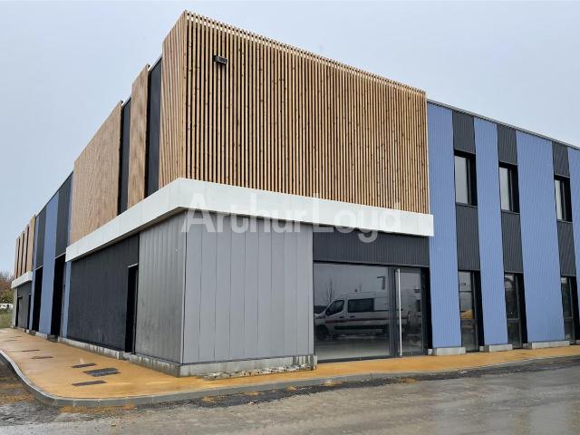 Locaux d'activité à vendre Sin le Noble Accès A21 et A1