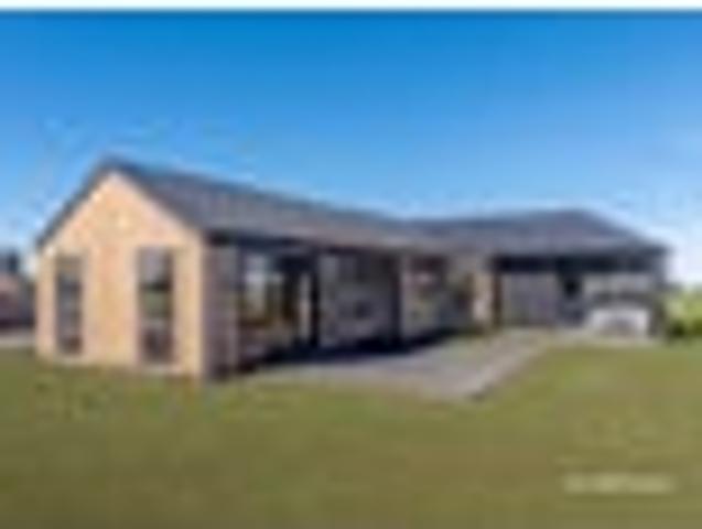 Lock and leave living with alpine appeal