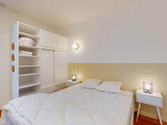 Lockwood Room L 4