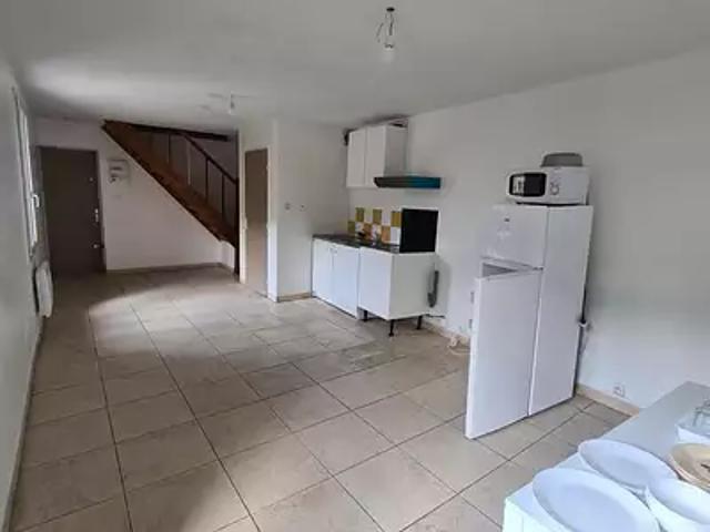 Lodève 34700 Location appartement 3 pièces t3
