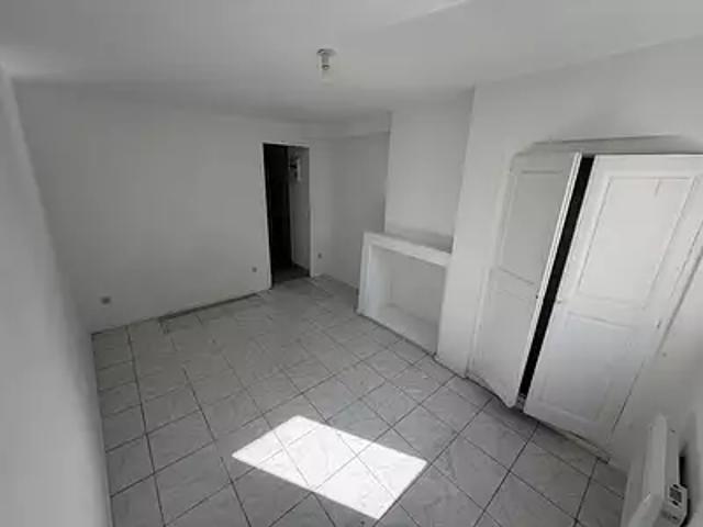 Lodève 34700 Location appartement 2 pièces t2