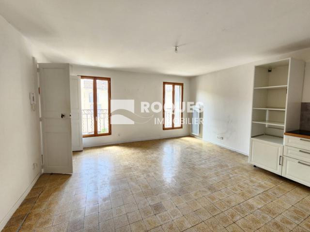 Lodeve centre, appartement de type T3 !