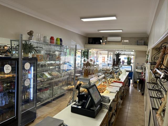 Lodève centre, local commercial 160 m2 !